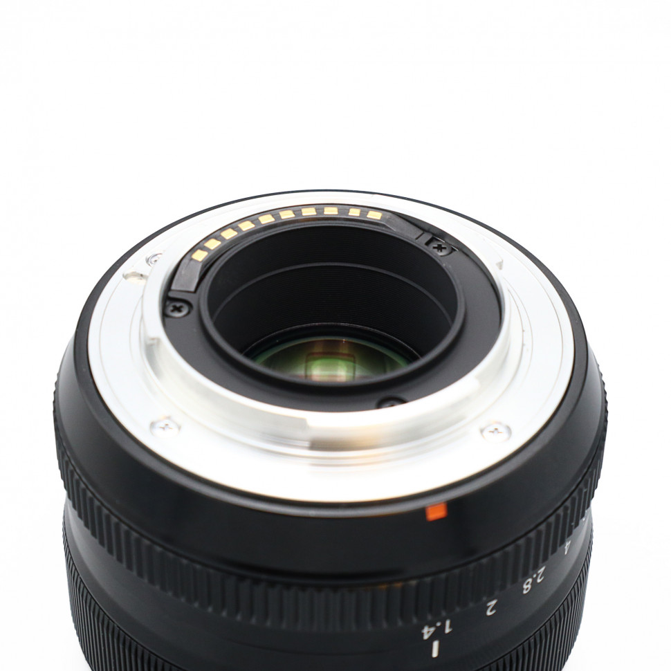 Fujifilm XF 35mm f/1.4 R (состояние 5-)