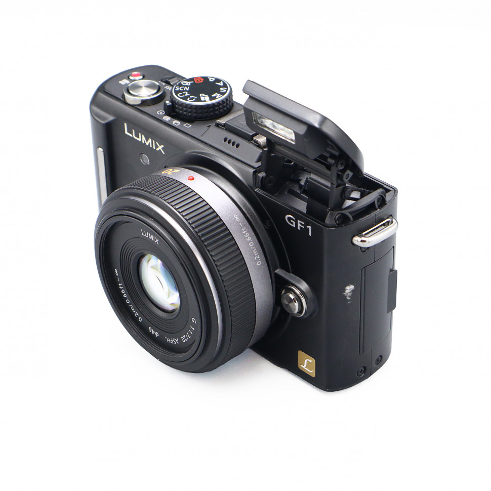 Panasonic DMC-GF1 Kit Lumix 20mm f/1.7 (состояние 4)