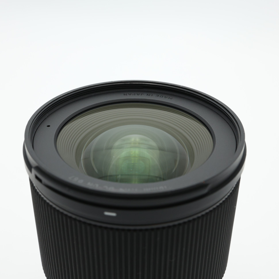 Sigma 16mm f/1.4 DC DN Fujifilm XF (состояние 5-)