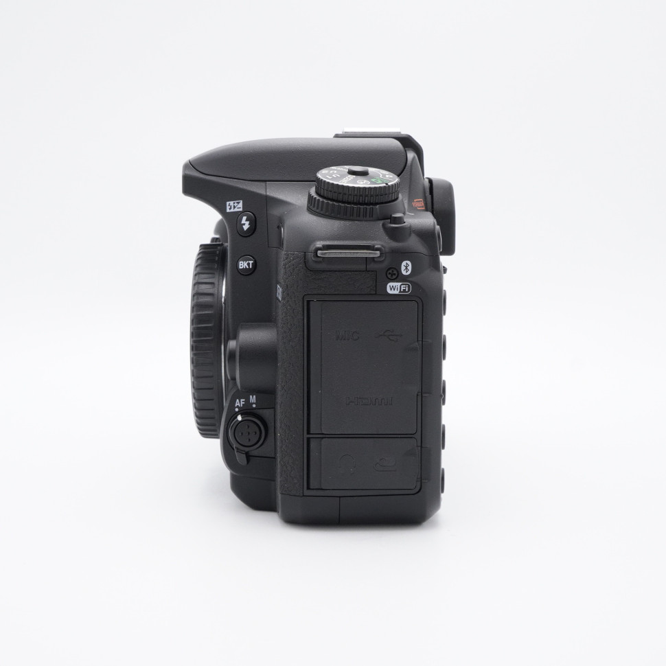 Nikon D7500 body (7700 кадров)