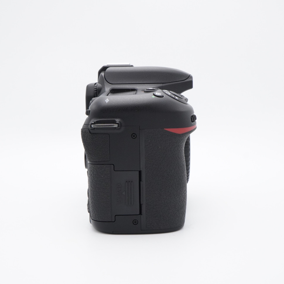 Nikon D7500 body (7700 кадров)