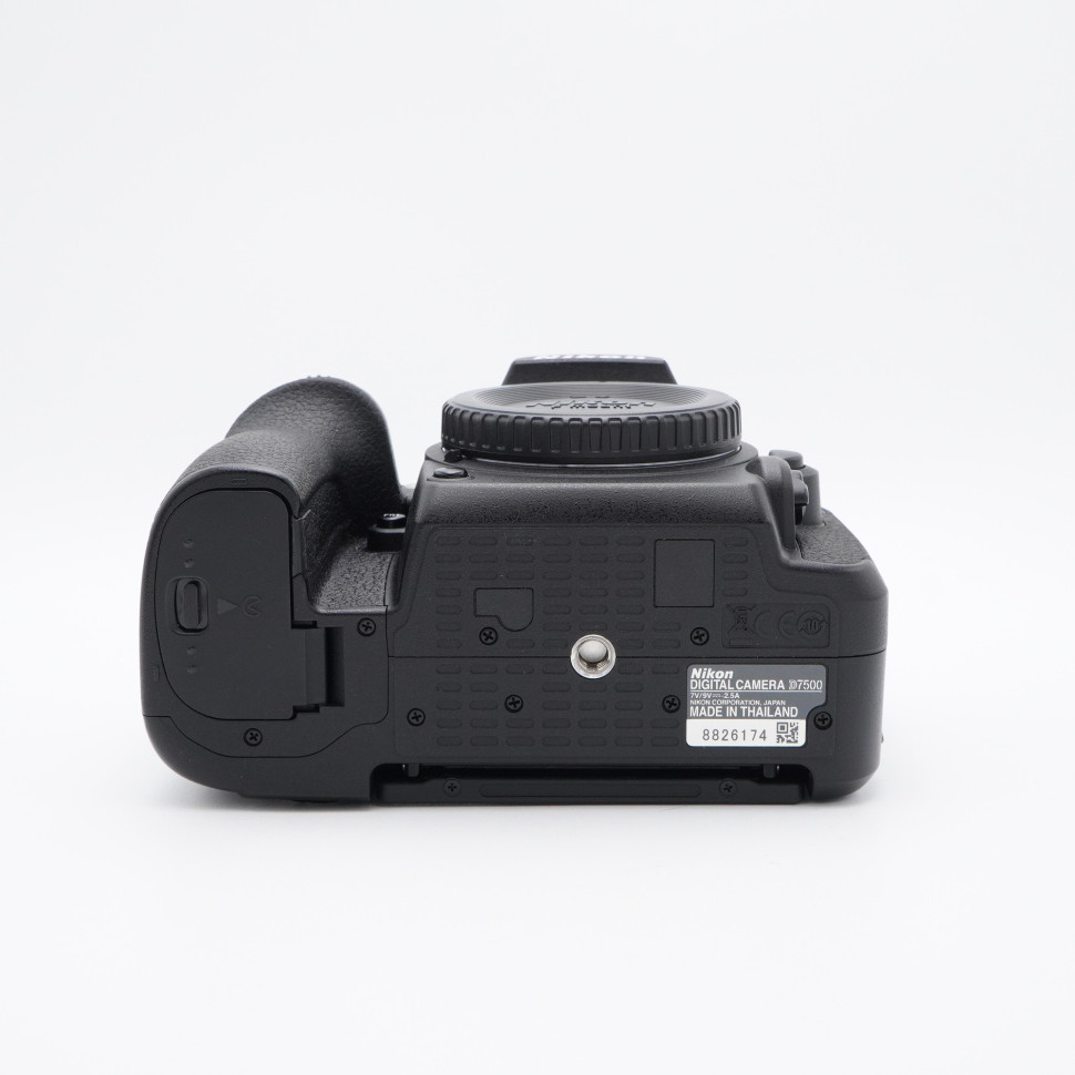 Nikon D7500 body (7700 кадров)