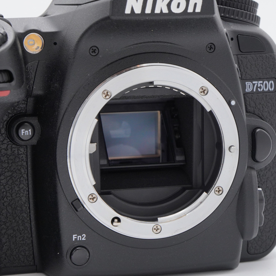 Nikon D7500 body (7700 кадров)