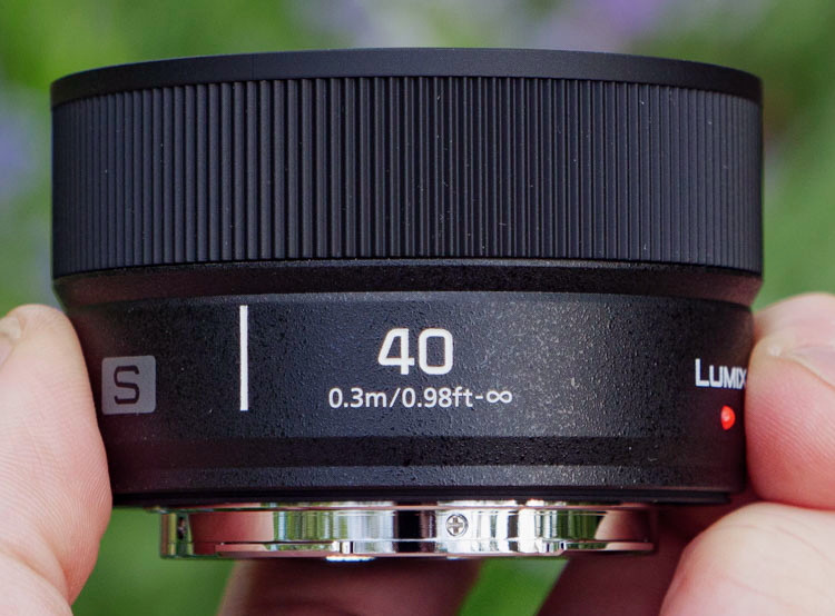 Объектив Panasonic S 40mm f/2 черный