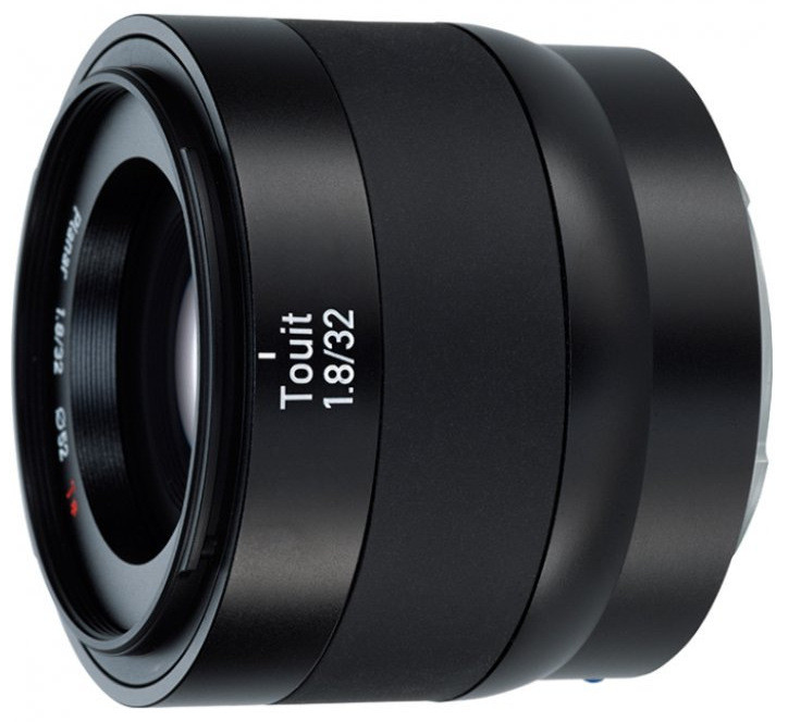 Объектив Zeiss Touit 32mm f/1.8 XF