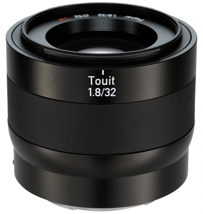 Объектив Zeiss Touit 32mm f/1.8 XF