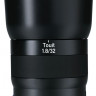 Объектив Zeiss Touit 32mm f/1.8 XF