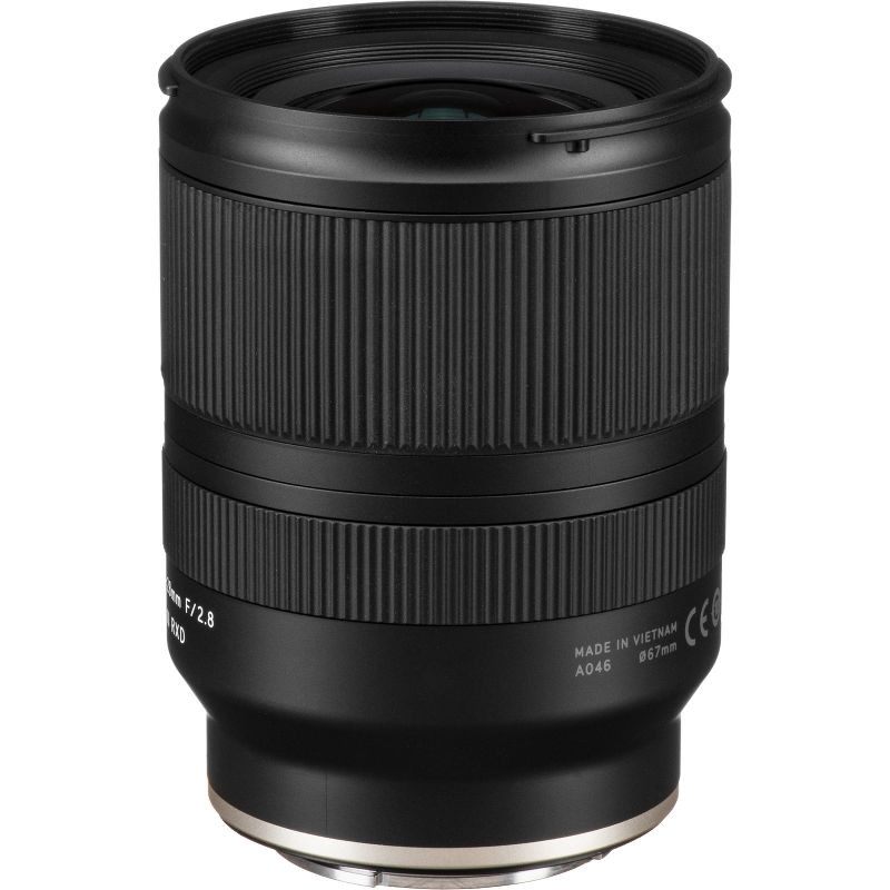 Tamron 17-28mm f/2.8 Di III RXD Sony FE (витринный экземпляр)