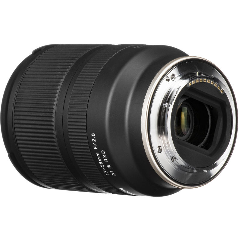 Tamron 17-28mm f/2.8 Di III RXD Sony FE (витринный экземпляр)