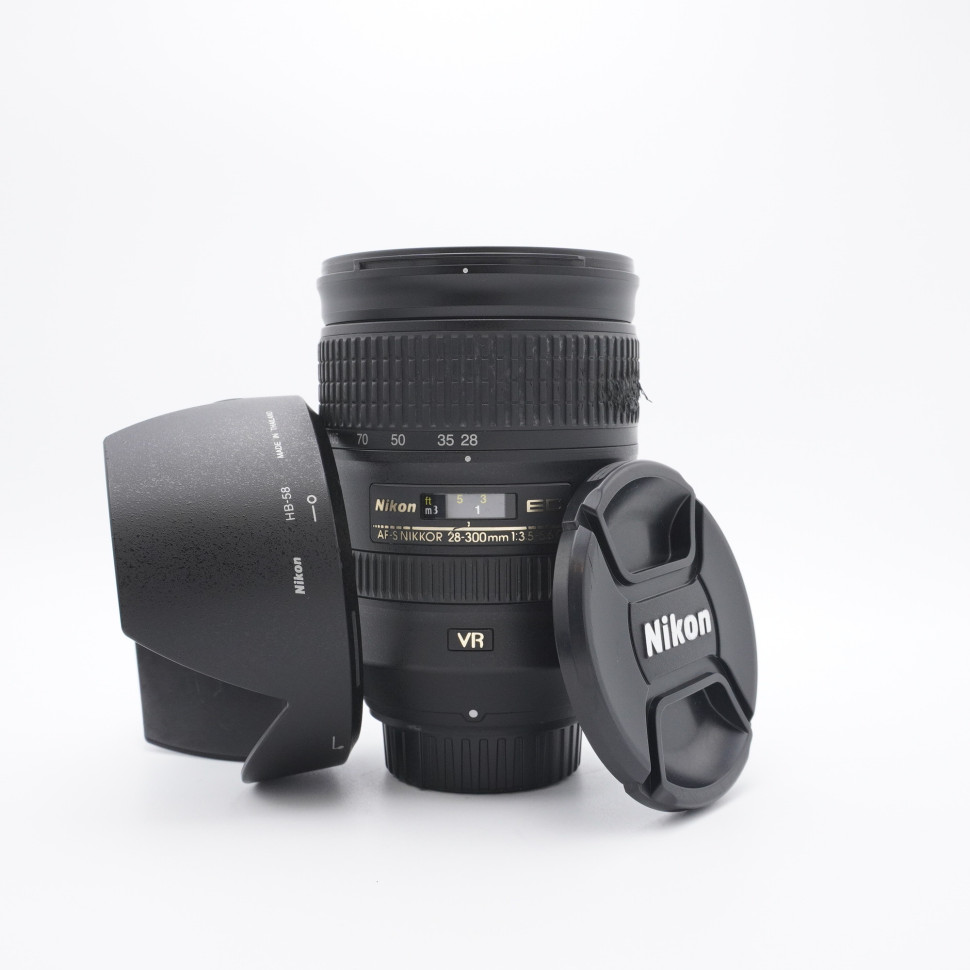 Nikon 28-300mm f/3.5-5.6G AF-S ED VR (состояние 4)