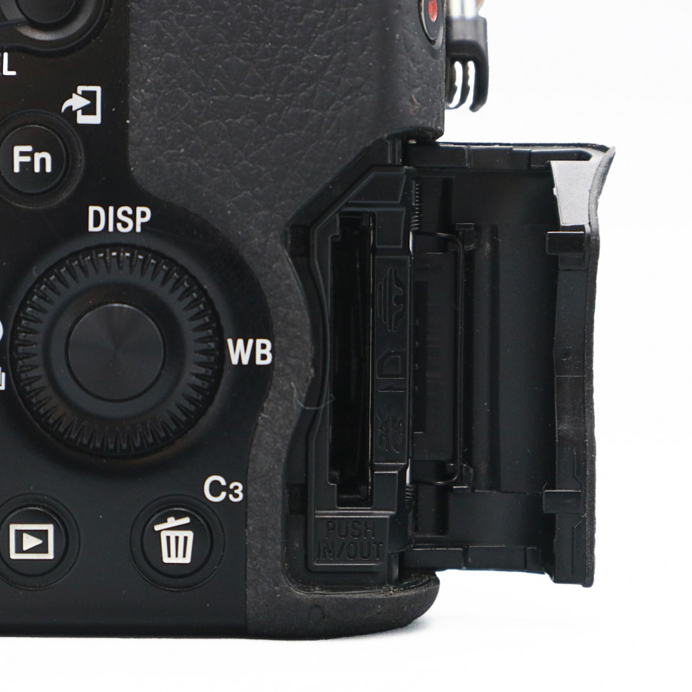 Sony a7S body (13500 кадров)