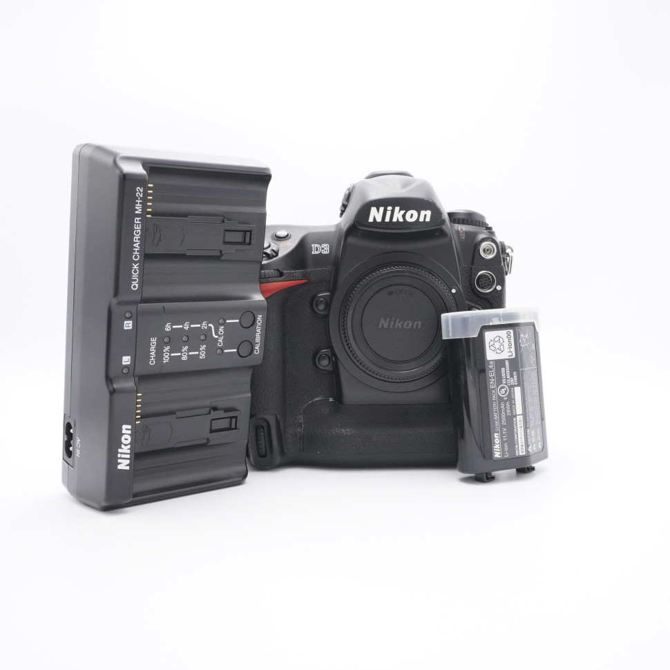 Nikon D3 body (283000 кадров)