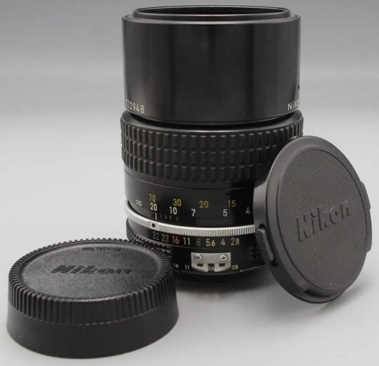 Nikkor 135mm f/2.8 Ai-s (состояние 5)