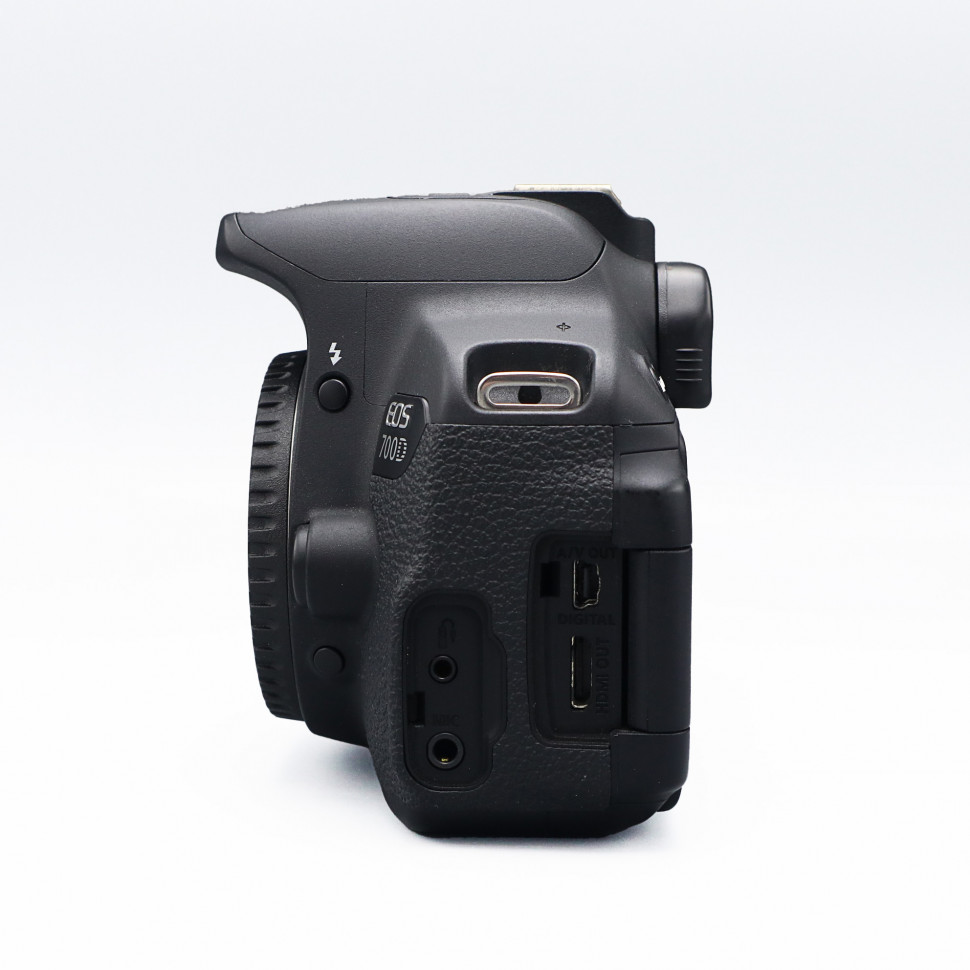 Canon EOS 700D (21000 кадров)