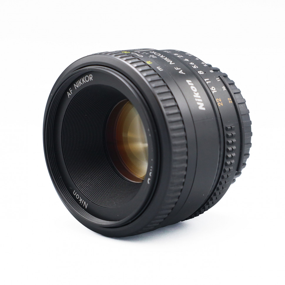 Nikon AF 50mm f/1.8 D (состояние 4)