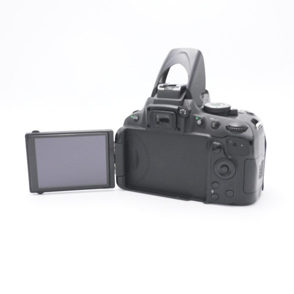 Nikon D5100 (48.000 кадров)
