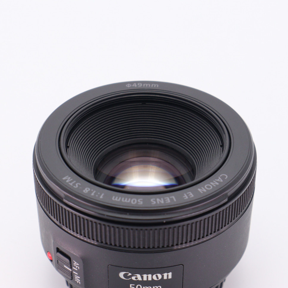 Canon EF 50mm f/1.8 STM  (состояние 4)