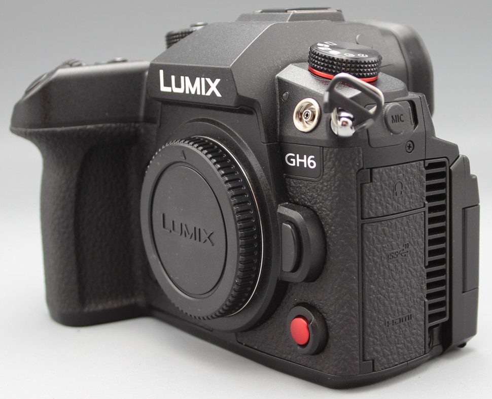 Panasonic Lumix GH6 (400 кадров)