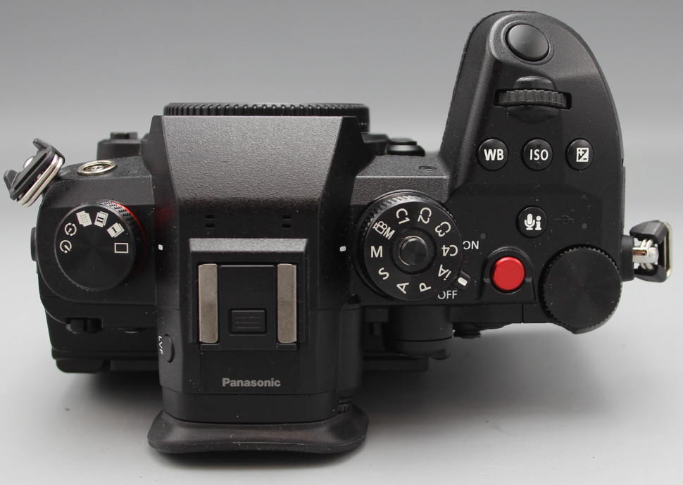 Panasonic Lumix GH6 (400 кадров)