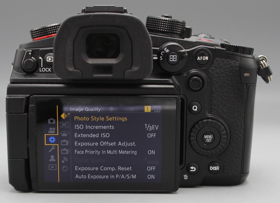 Panasonic Lumix GH6 (400 кадров)