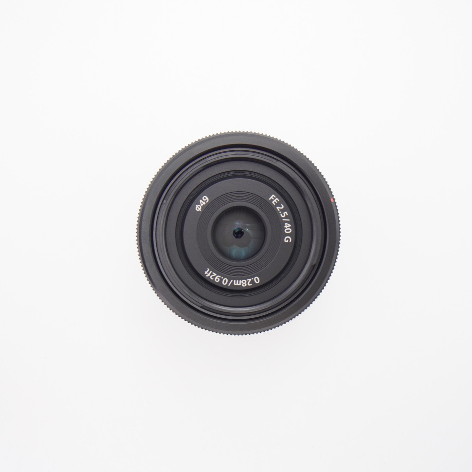 Sony FE 40mm f/2.5 G (like new)