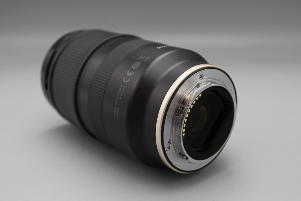 Tamron 28-75mm f/2.8 Di III RXD Sony FE (состояние 5-)