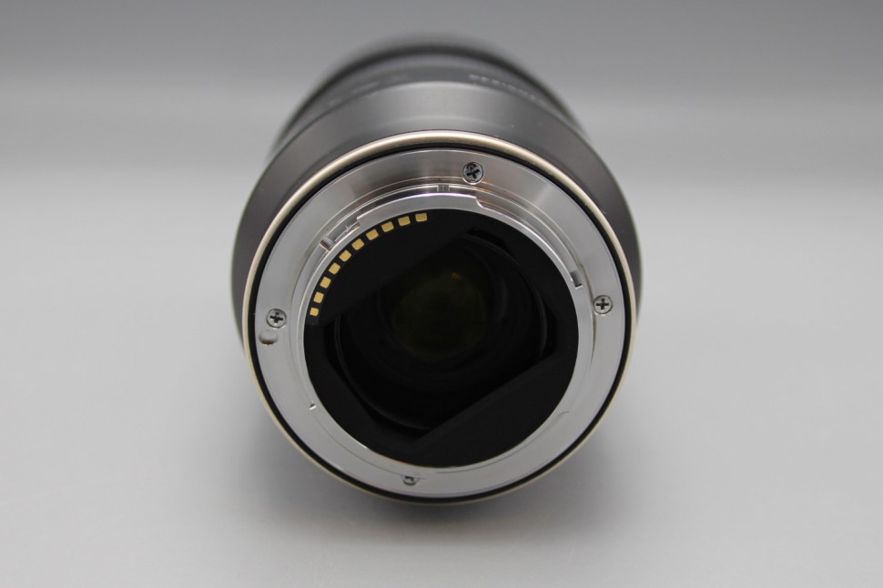 Tamron 28-75mm f/2.8 Di III RXD Sony FE (состояние 5-)