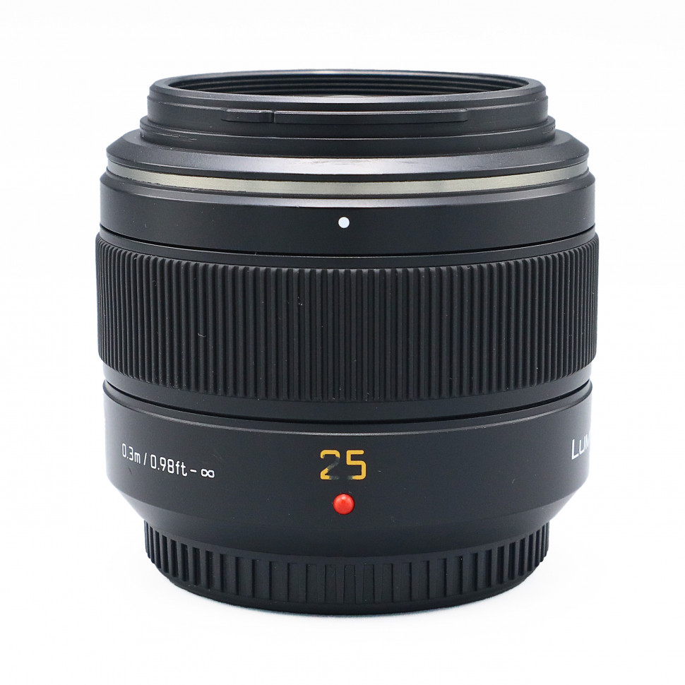 Panasonic Lumix Leica DG Summilux 25mm f/1.4 ASPH (состояние 5-)