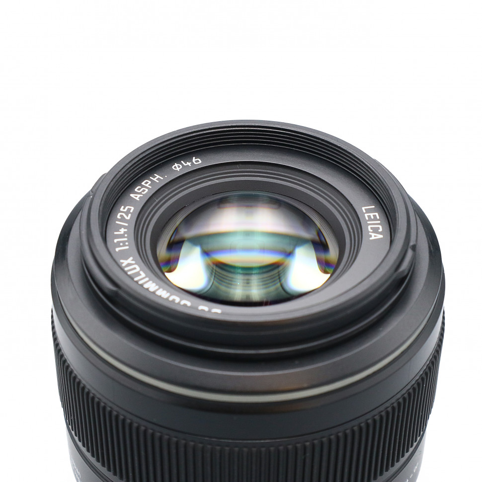 Panasonic Lumix Leica DG Summilux 25mm f/1.4 ASPH (состояние 5-)