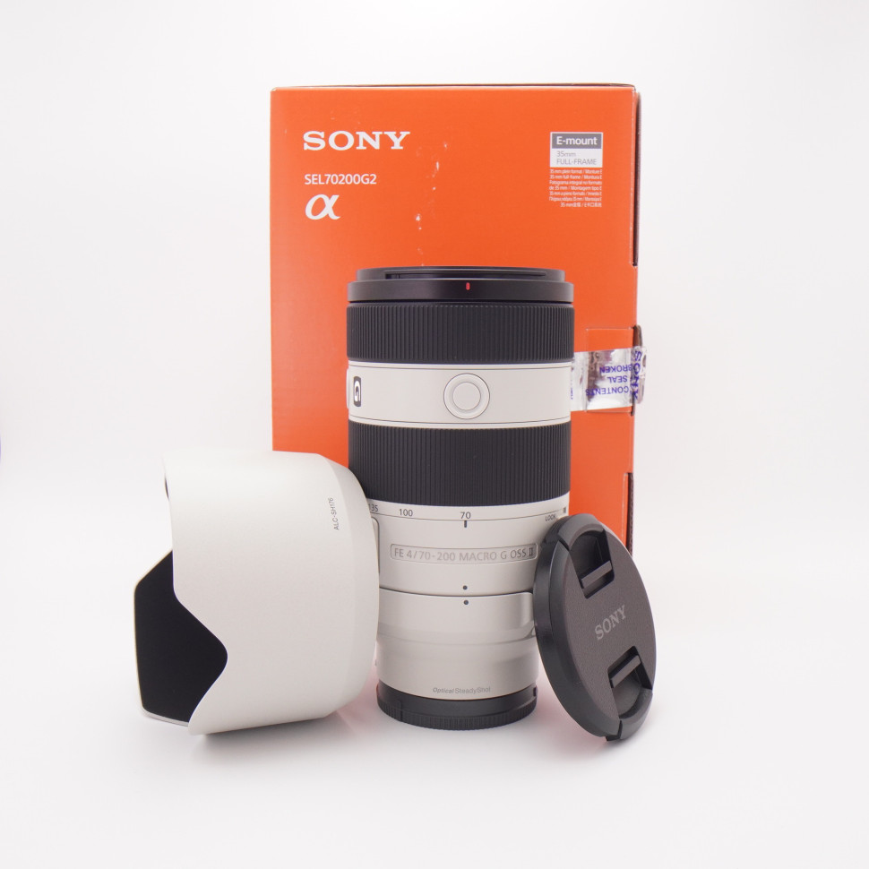 Sony FE 70-200mm f/4 Macro G OSS II (like new)