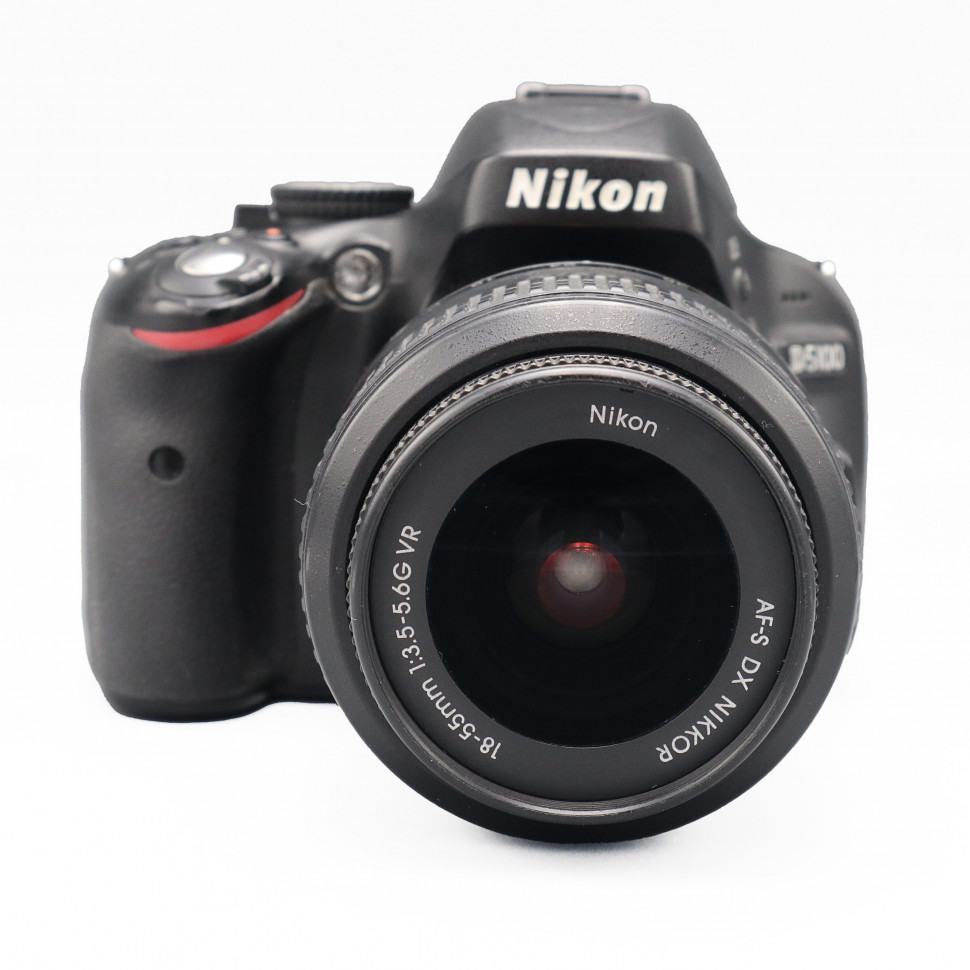 Nikon D5100 kit 18-55mm (18500 кадров)