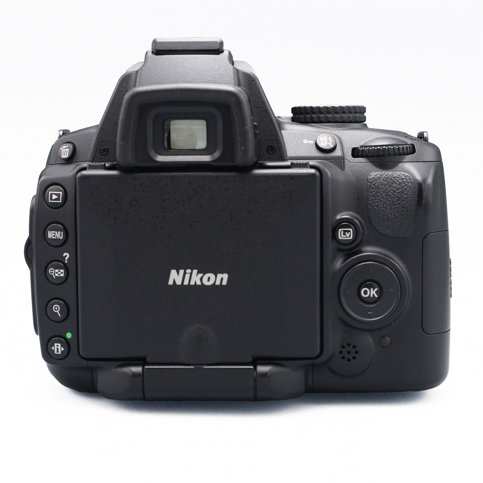Nikon D5000 Kit AF-S 18-55mm VR (22.000 кадров)