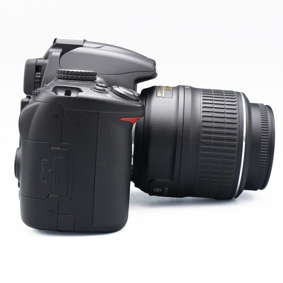 Nikon D5000 Kit AF-S 18-55mm VR (22.000 кадров)