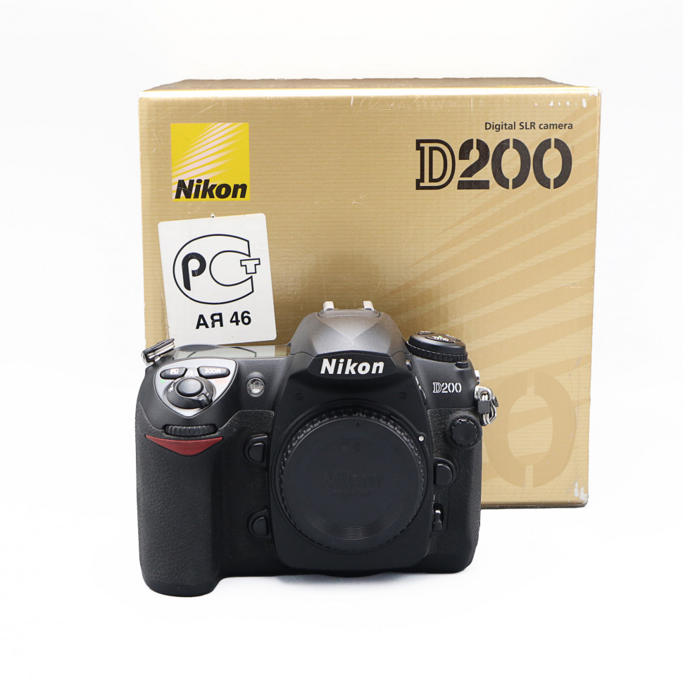 Nikon D200 (14.200 кадров)