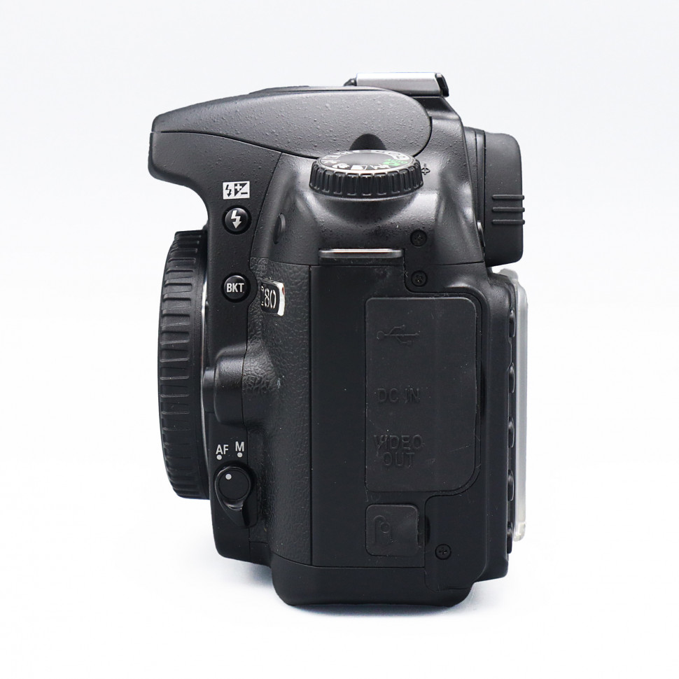 Nikon D80 body (12600 кадров)