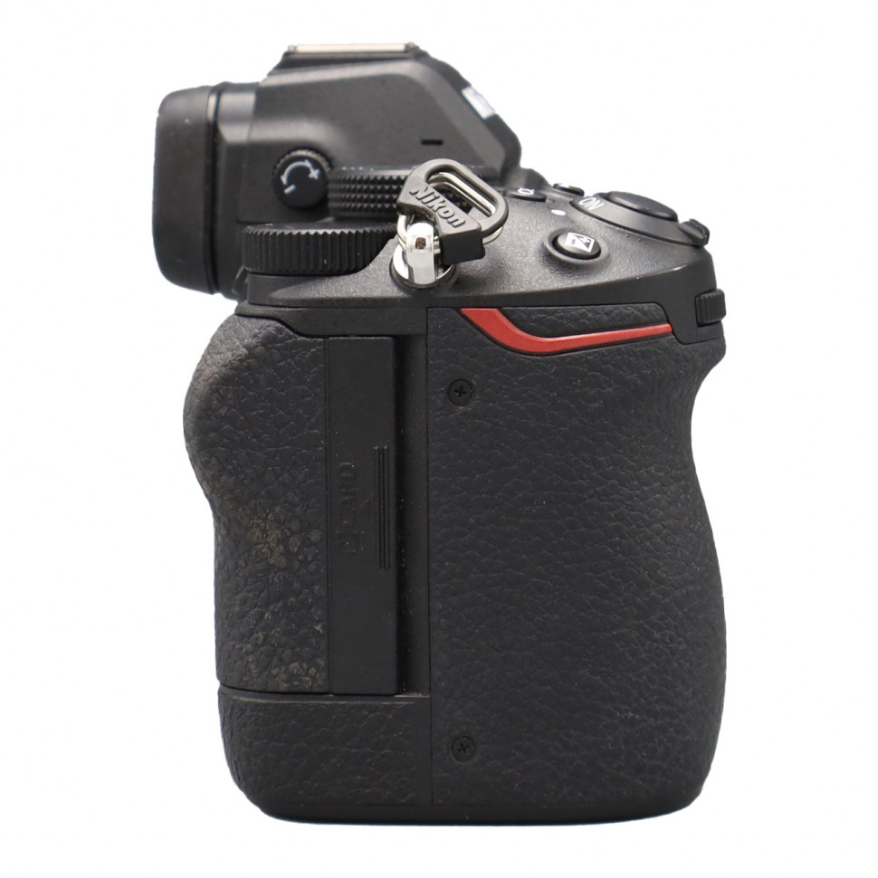 Nikon Z5 (5.000 кадров)