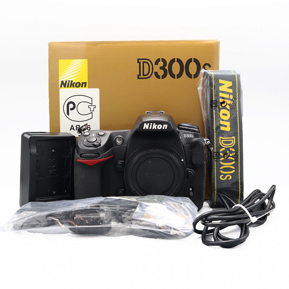 Nikon D300S (9.500 кадров)