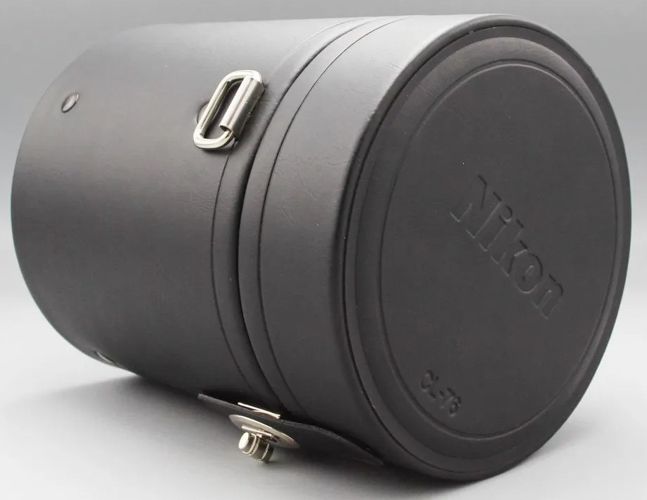 Кейс для объектива Nikon CL-76
