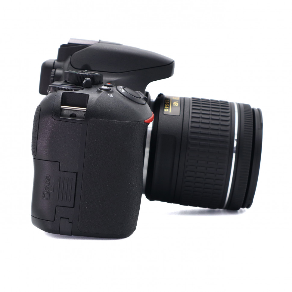 Nikon D3500 Kit AF-P 18-55mm VR (7.600 кадров)