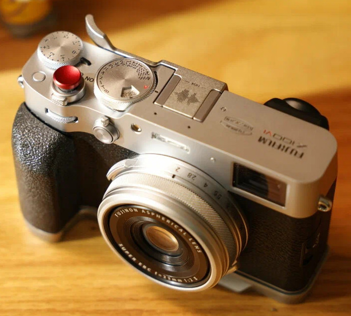 Упор для большого пальца SmallRig 4559 Thumb Grip для Fujifilm X100VI / X100V