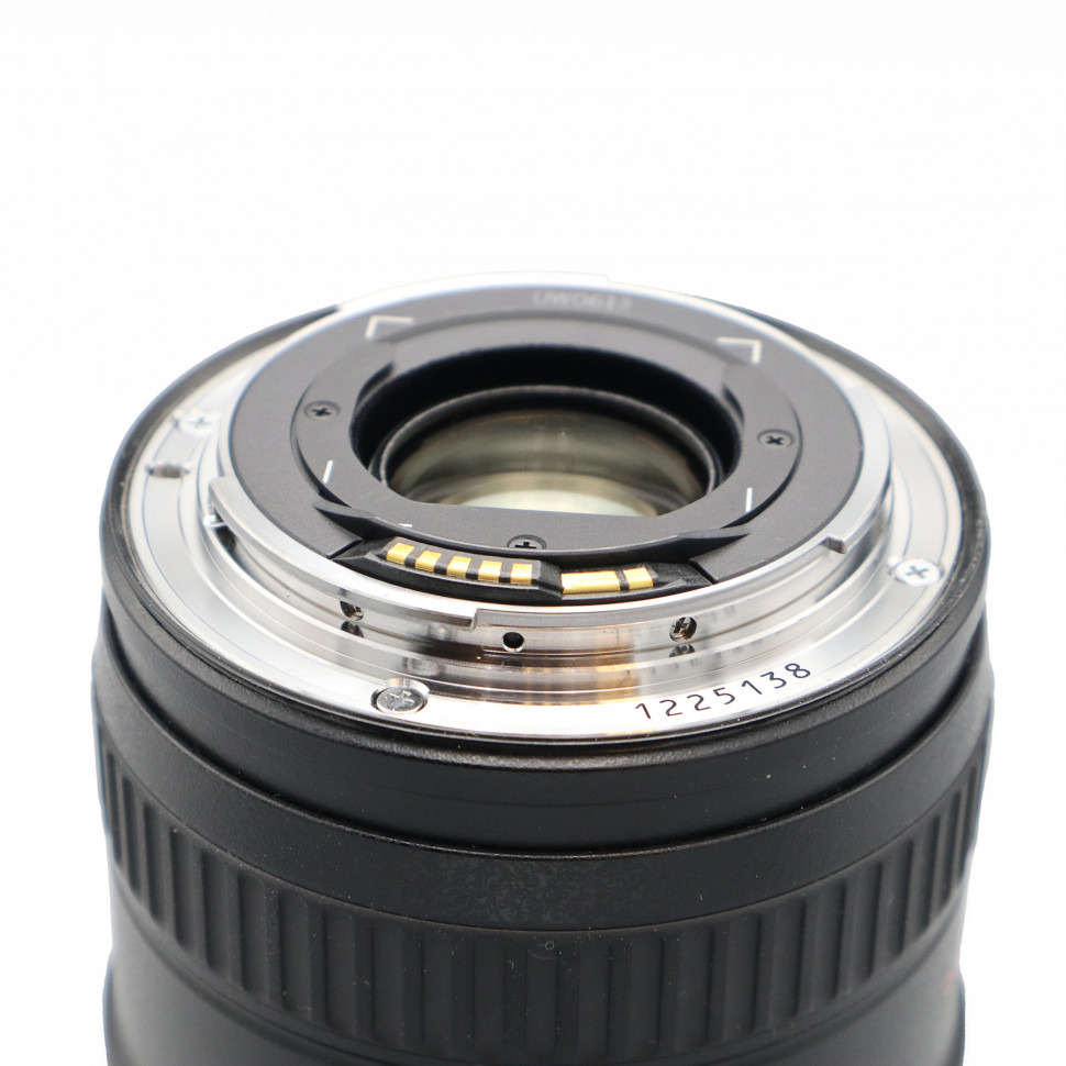 Canon EF 17-40mm f/4L USM  (сост. 5-)
