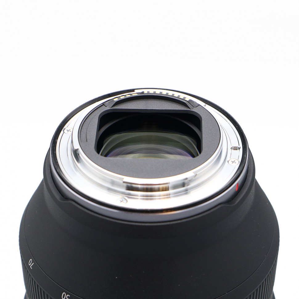 Canon RF 28-70mm f/2 L USM (состояние 5)