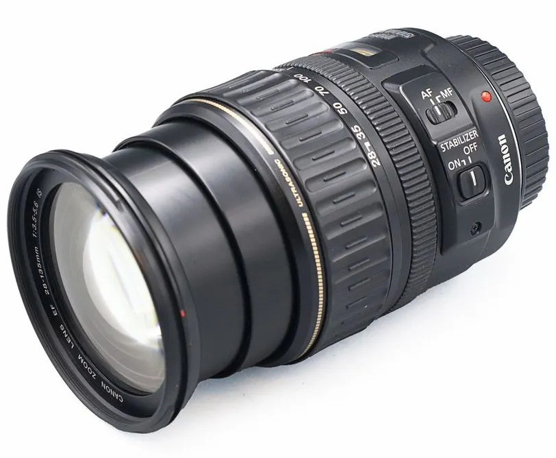 Canon EF 28-135mm f/3.5-5.6 IS  (состояние 4)