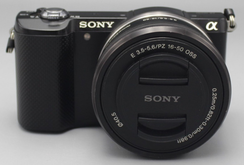 Sony A5000 Kit 16-50mm (14.200 кадров)
