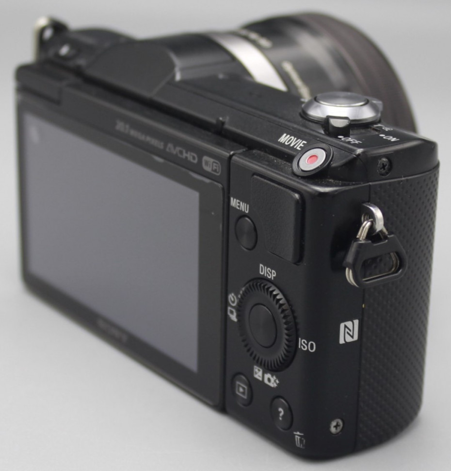 Sony A5000 Kit 16-50mm (14.200 кадров)
