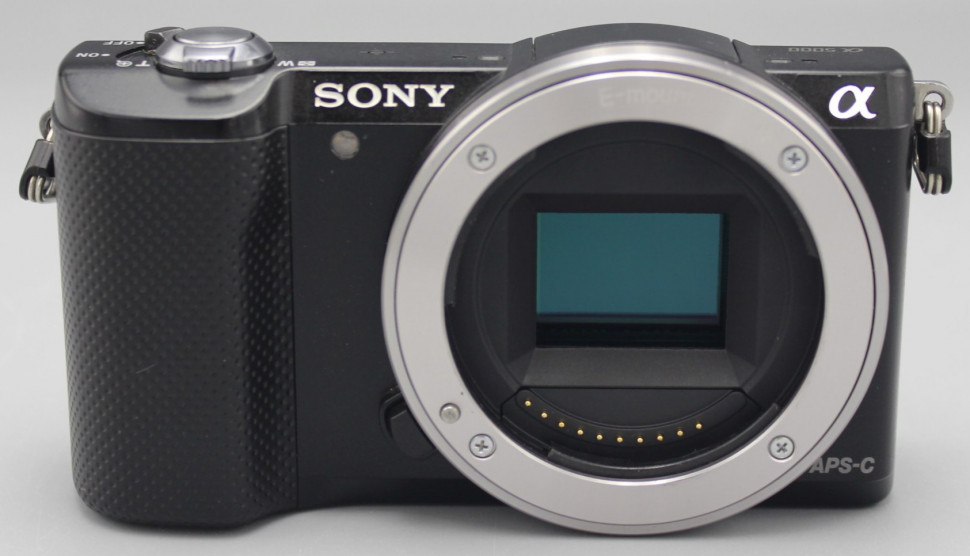 Sony A5000 Kit 16-50mm (14.200 кадров)