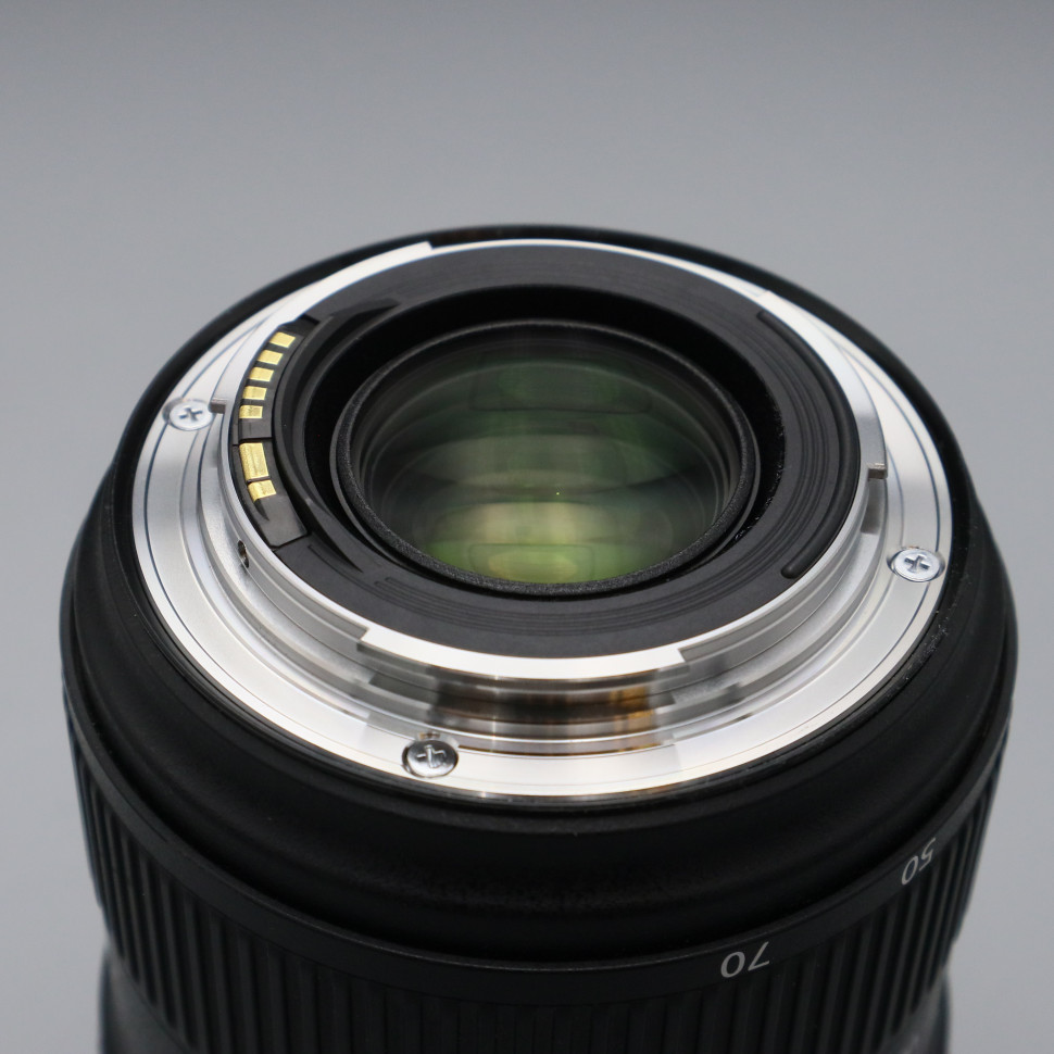 Canon EF 24-70mm f/2.8l II USM (like new)