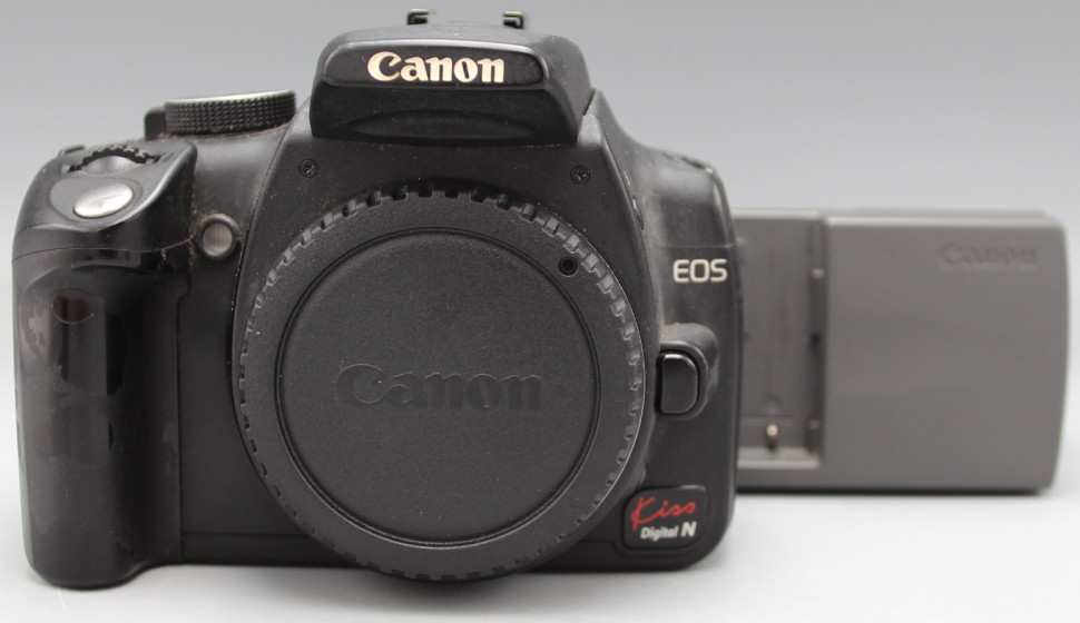 Canon EOS Digital Kiss Digital N (состояние 4-))