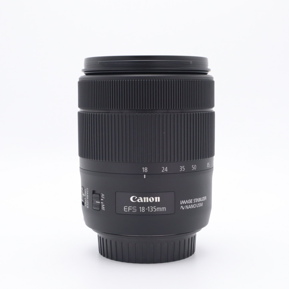 Canon EF-S 18-135 f/3-5-5.6 IS USM NANO (сост. 5-)