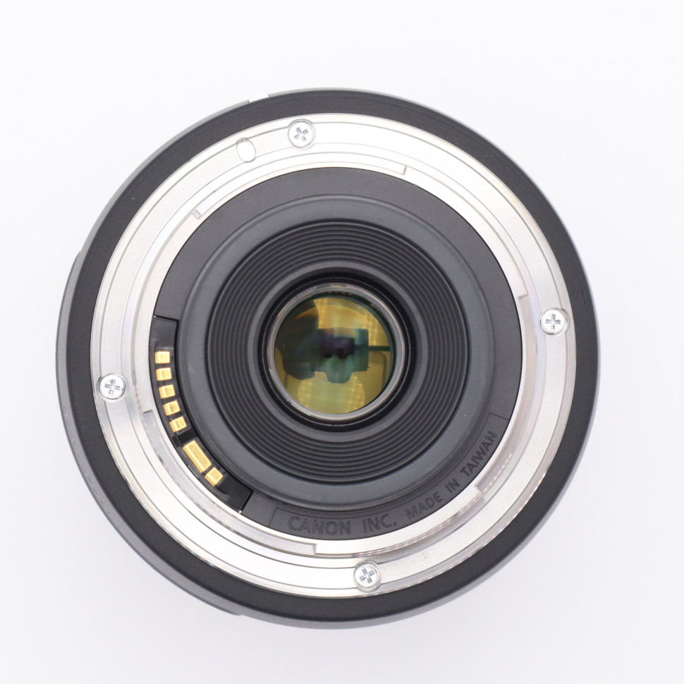 Canon EF-S 18-135 f/3-5-5.6 IS USM NANO (сост. 5-)